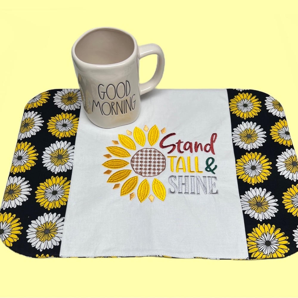 Hand Crafted Placemat Sunflower Daisy Stand Tall & Shine Machine Embroidered